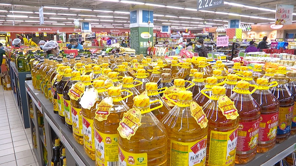 我区多家超市积极行动，全力保障粮油供应充足稳定